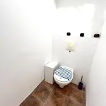 - 4 People - Parking Apartamento