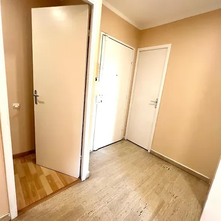 - 4 People - Parking Apartment Antibes