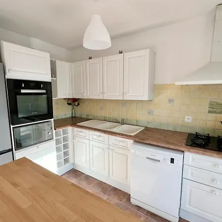 - 4 People - Parking Apartment Antibes