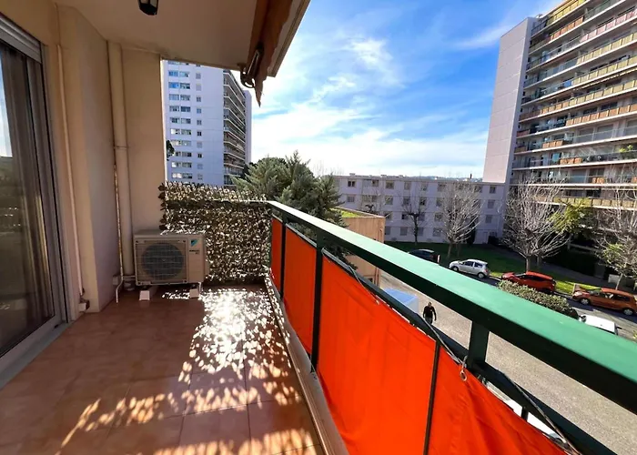 - 4 People - Parking Διαμέρισμα *